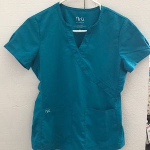 ❌SOLD❌ NRG by Barco teal small nursing scrubs